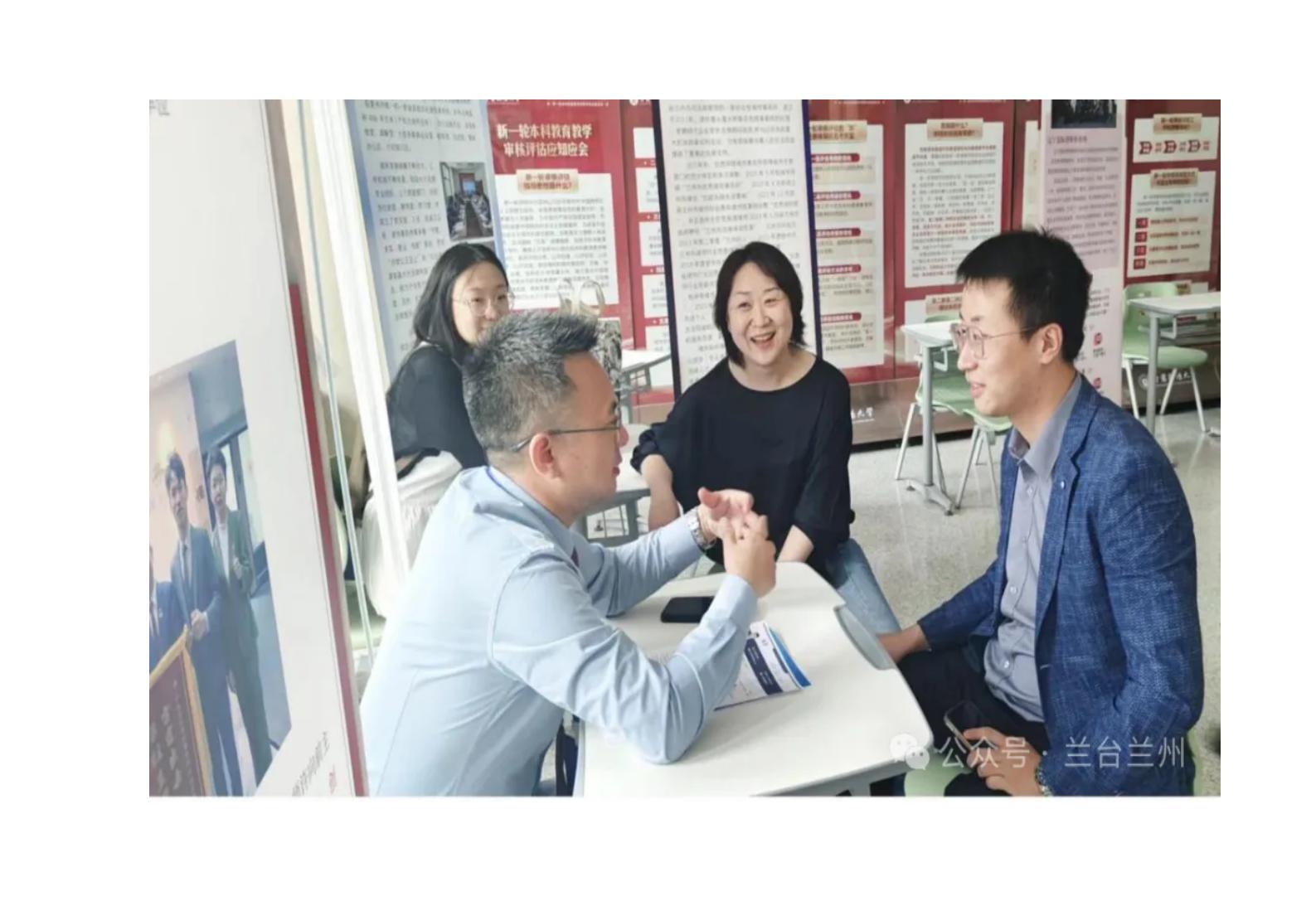 助力百城百所招聘会，开启法律人才新征程